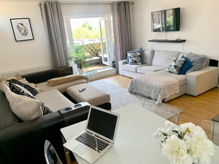 Appartamento Lovely Spacious Next Hyde Park *